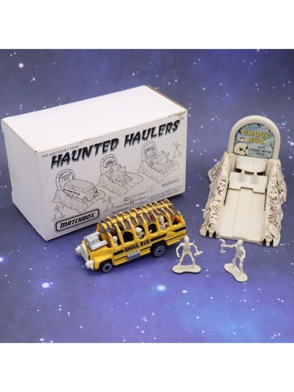 1997 Matchbox Haunted Haulers Ghoul Bus - Complete w/ bus,launcher,2 skeletons